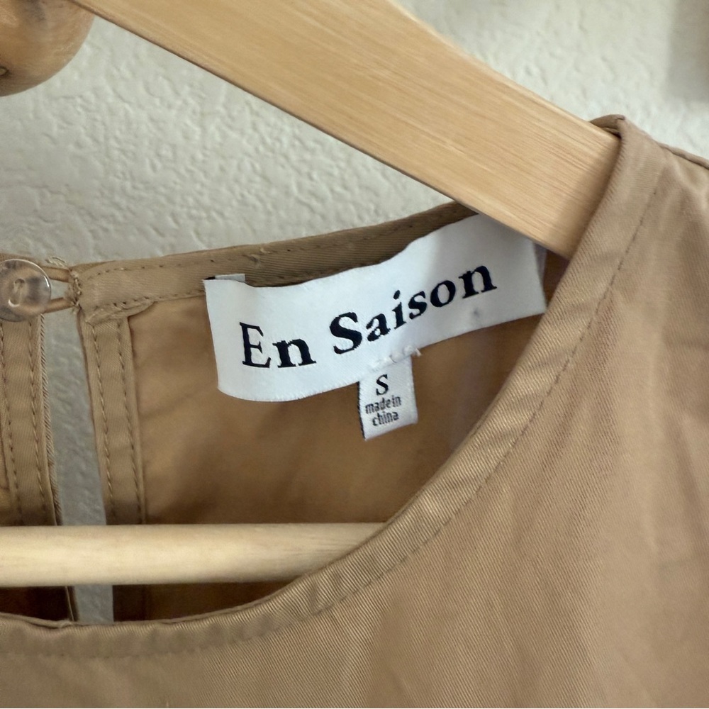 EN SAISON Edna Ruffle Tiered Babydoll mini Dress tan flowy boho size S - Picture 4 of 9